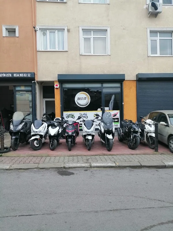 MOTO EM