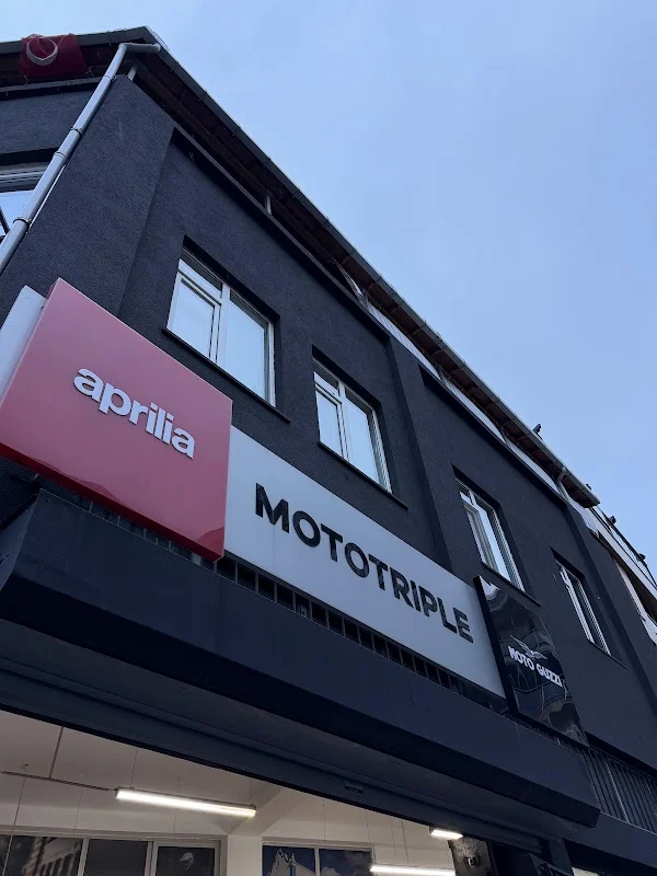 Mototriple
