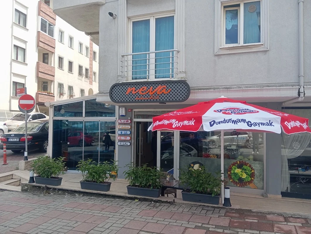 Neva Dondurma & Tatlı & Çiğköfte
