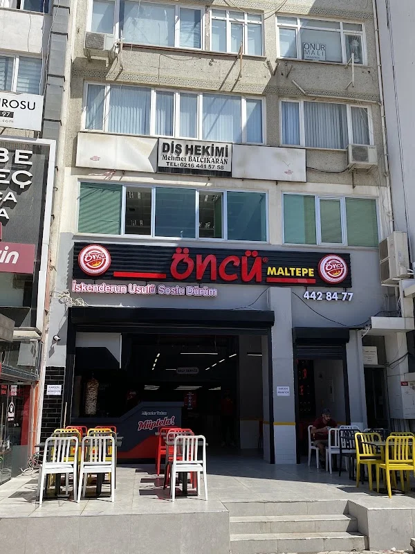 Öncü Döner