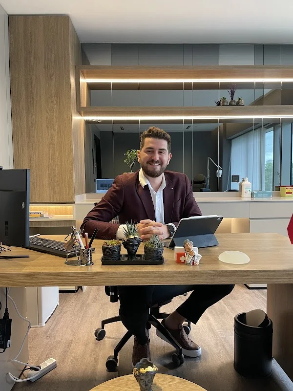 Op. Dr. Kıvanç Emre DAVUN