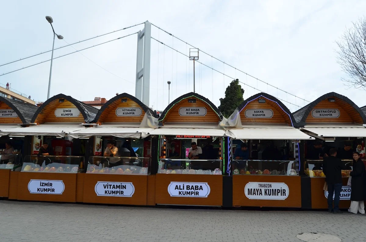 Ortaköy Atom Kumpir - Beşiktaş, İstanbul