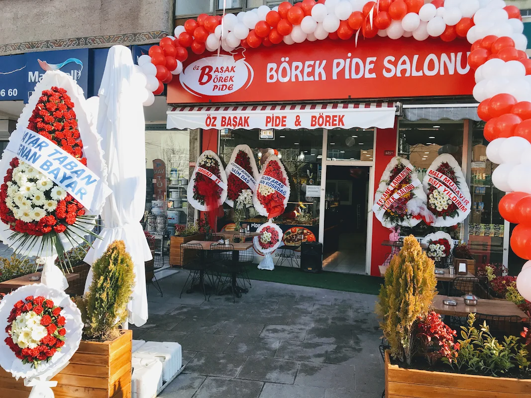 Özbaşak Pide & Börek Salonu