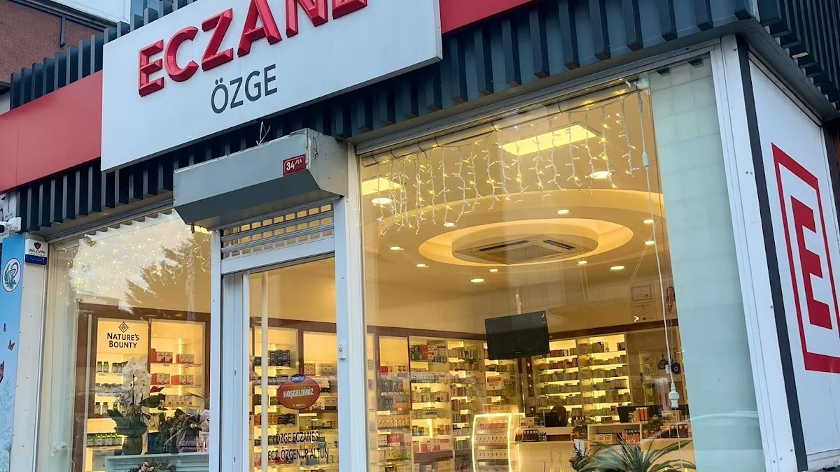 Özge Eczanesi