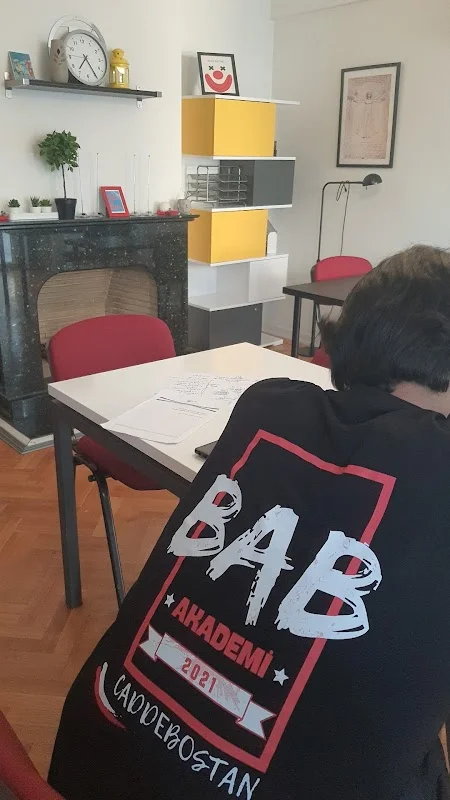 Periyot Akademi Cadde