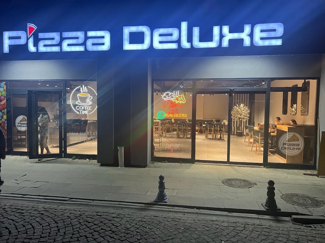 Pizza Deluxe