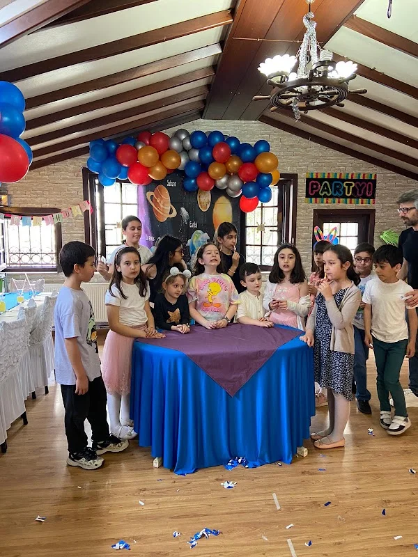 Portakal Parti & Parti Evi