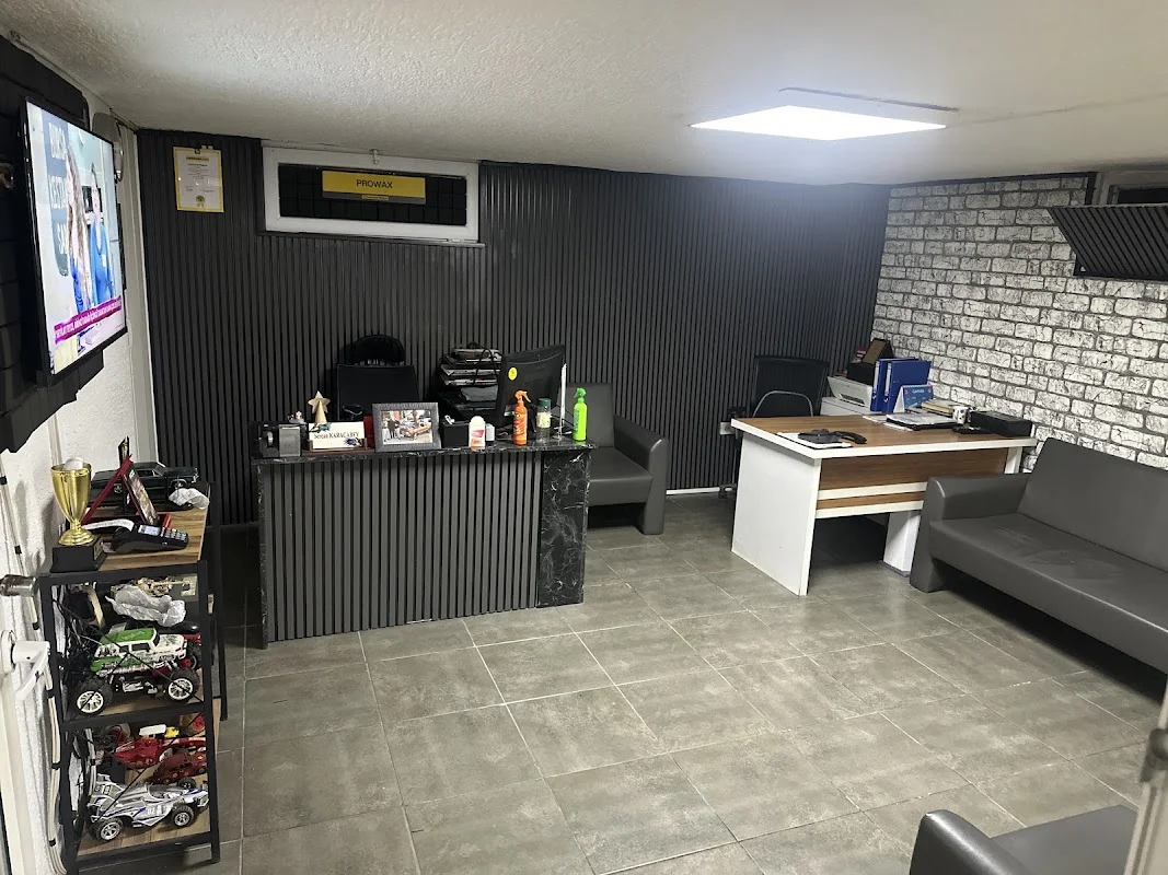 Prowax Oto Market