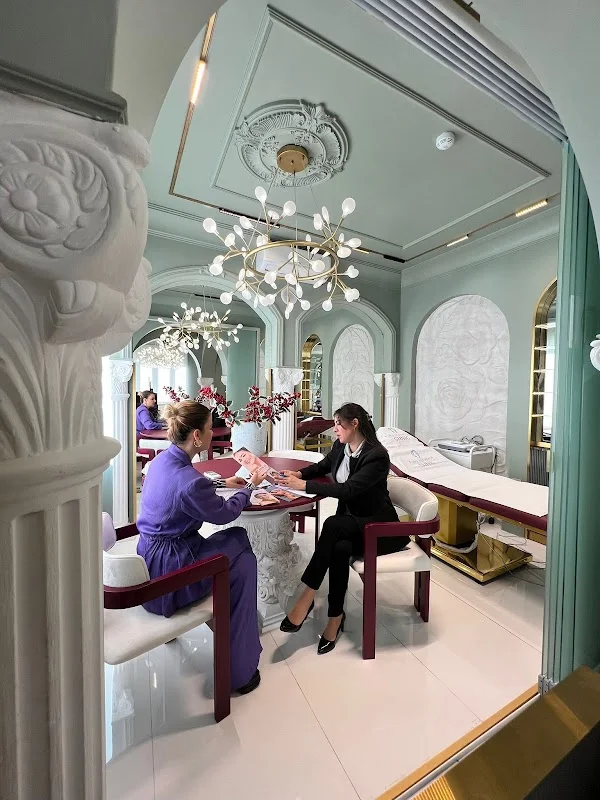 PURE ESTHETIC CLINIC