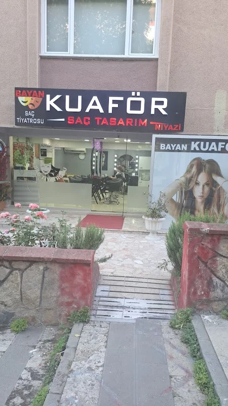 Saç Tiyatrosu