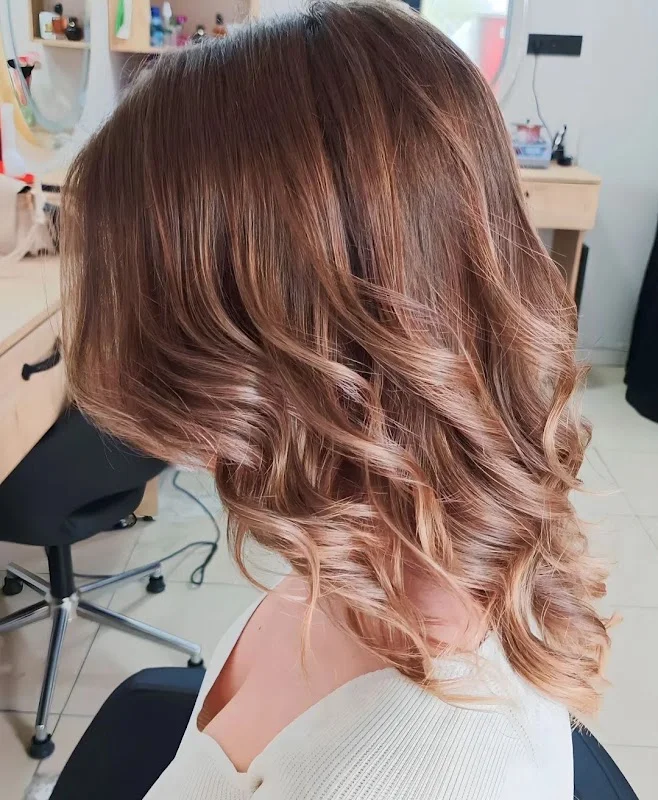 Salon Peri Güneşli