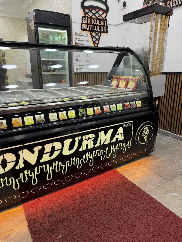 Saray Dondurma - Ümraniye, İstanbul