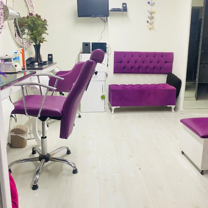 SİBEL' LA AĞDA ve GÜZELLİK SALONU