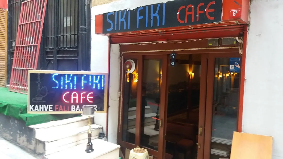 Sıkı Fıkı Cafe
