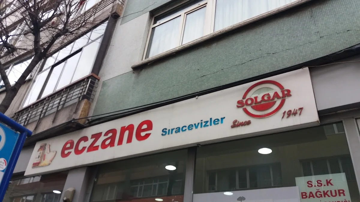 Sıracevizler Eczanesi