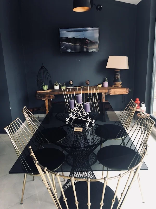 Succulent Cafe&Restaurant