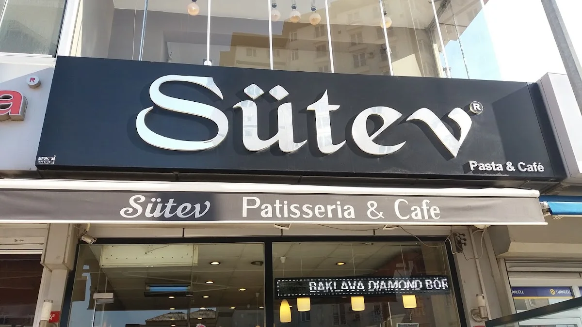 Sütev