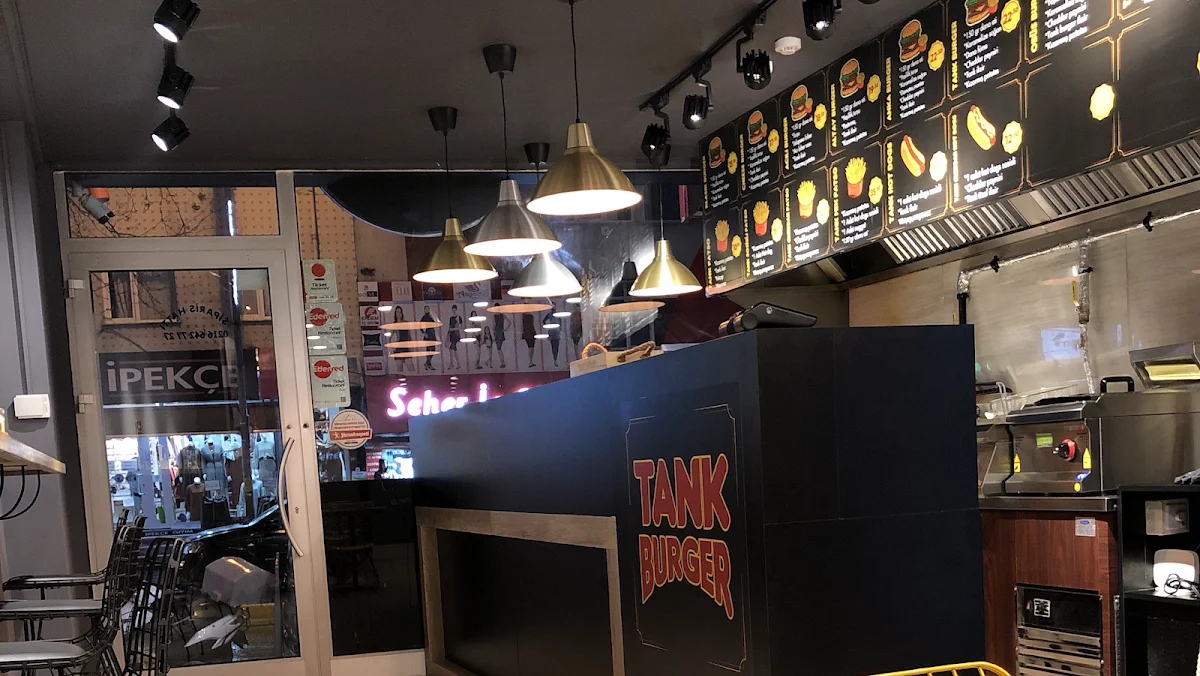 Tank Burger