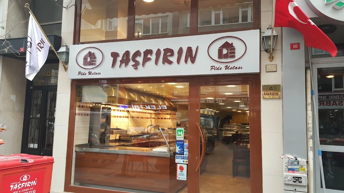 Taşfırın Pide Döner Evi