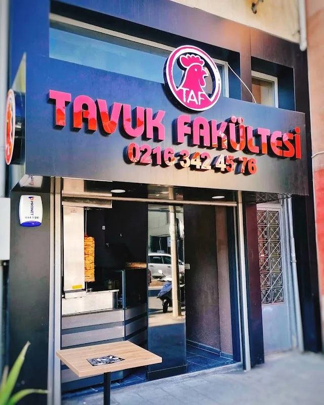 Tavuk Fakültesi - Üsküdar, İstanbul