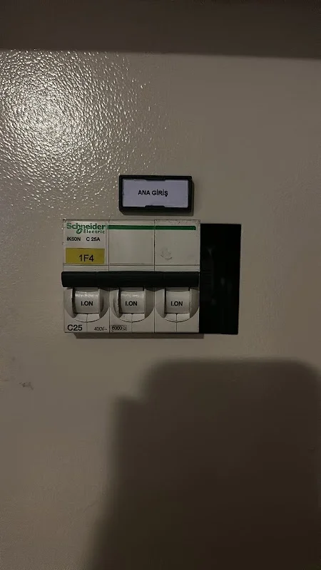Topselvi Elektrikçi