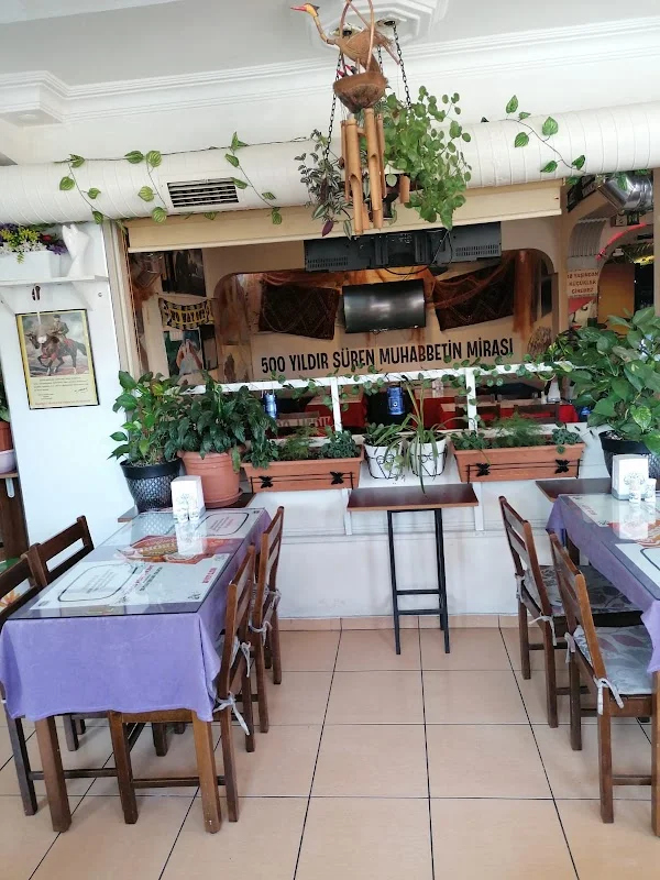 Toros 24 Restaurant