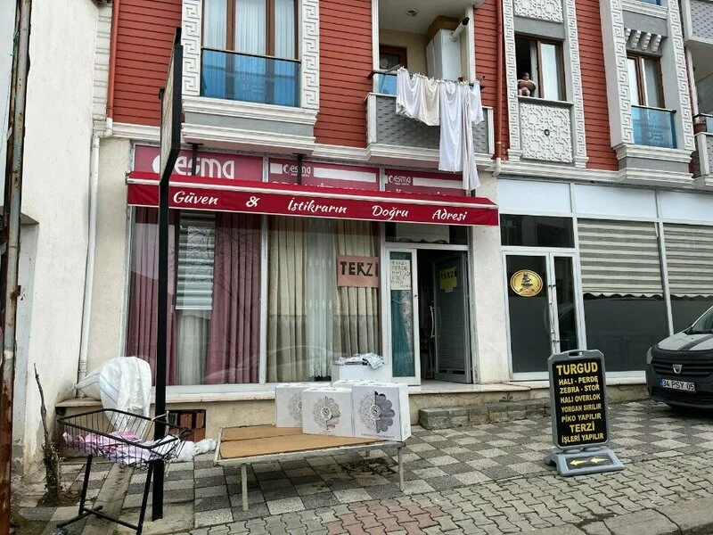 TURGUD HALI&PERDE(KORNİŞ&PERDE MONTAJI) - Sultanbeyli, İstanbul