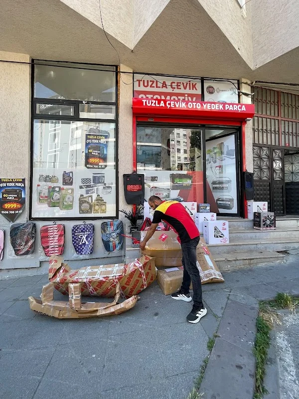 Tuzla Çevik Oto Yedek Parça - Tuzla, İstanbul