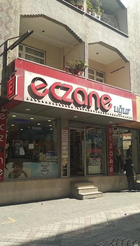 Uğur Eczanesi