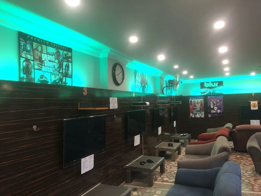 Uzay Ps3 Cafe - Esenler, İstanbul