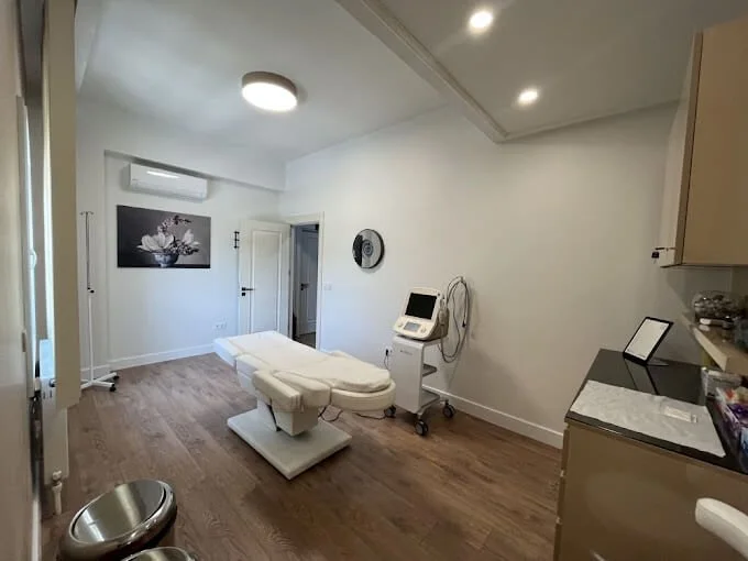 Uzm. Dr Ergün Dinç Dermatoloji Cildiye Uzmanı Bahçeşehir - Başakşehir, İstanbul