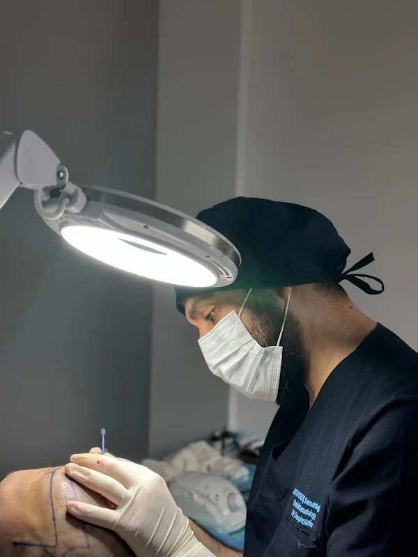UZM. DR. UTKAN KIZILTAÇ Caddebostan Dermatolog | Burun Dolgusu | Dudak Dolgusu| Baby Face Ultra | Endolift | Akne | Leke