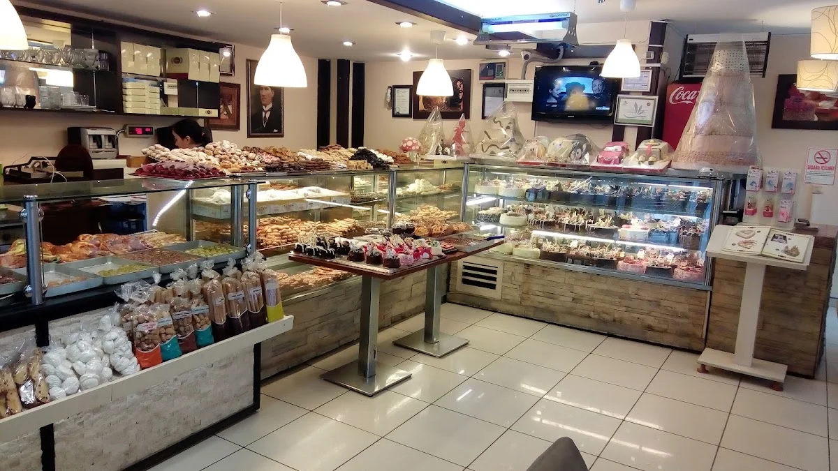 Yadigar Pasta Cafe