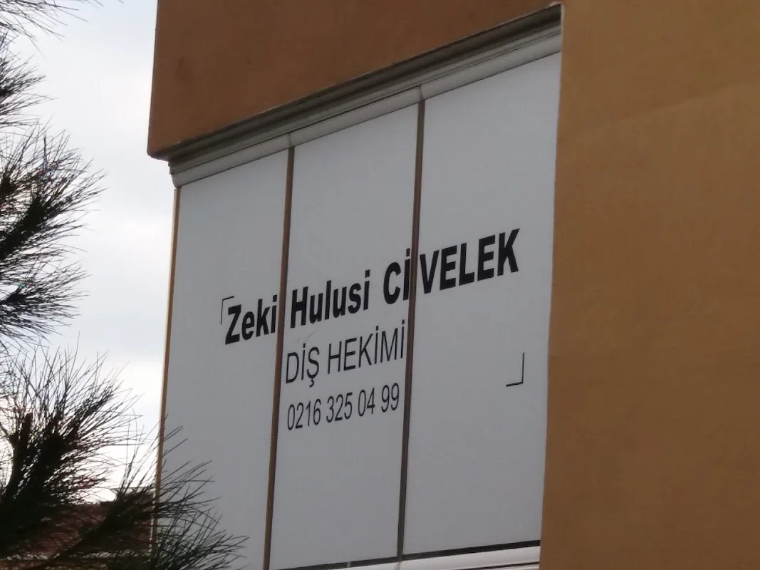 Zeki Hulusi CİVELEK DİŞ HEKİMİ