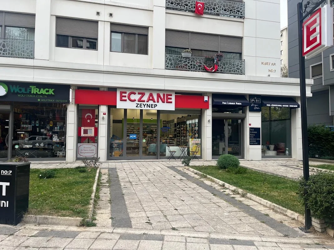 Zeynep Eczanesi